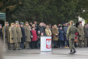 Uroczystość zaprzysiężenia nowych żołnierzy polskich 10