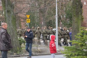 Uroczystość zaprzysiężenia nowych żołnierzy polskich 16