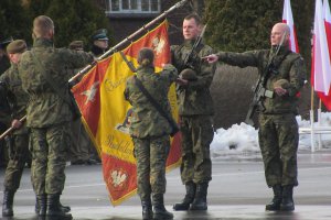 Uroczystość zaprzysiężenia nowych żołnierzy polskich 30